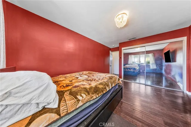 $1,149,000 | 10050 Balboa Boulevard, Northridge, CA 91325