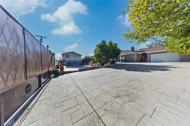 $1,149,000 | 10050 Balboa Boulevard, Northridge, CA 91325