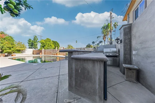 $1,149,000 | 10050 Balboa Boulevard, Northridge, CA 91325