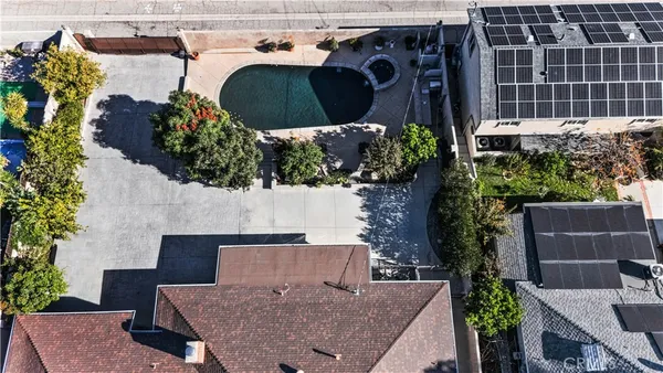 $1,145,000 | 10050 Balboa Boulevard, Northridge, CA 91325