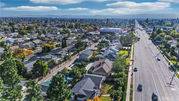 $1,145,000 | 10050 Balboa Boulevard, Northridge, CA 91325