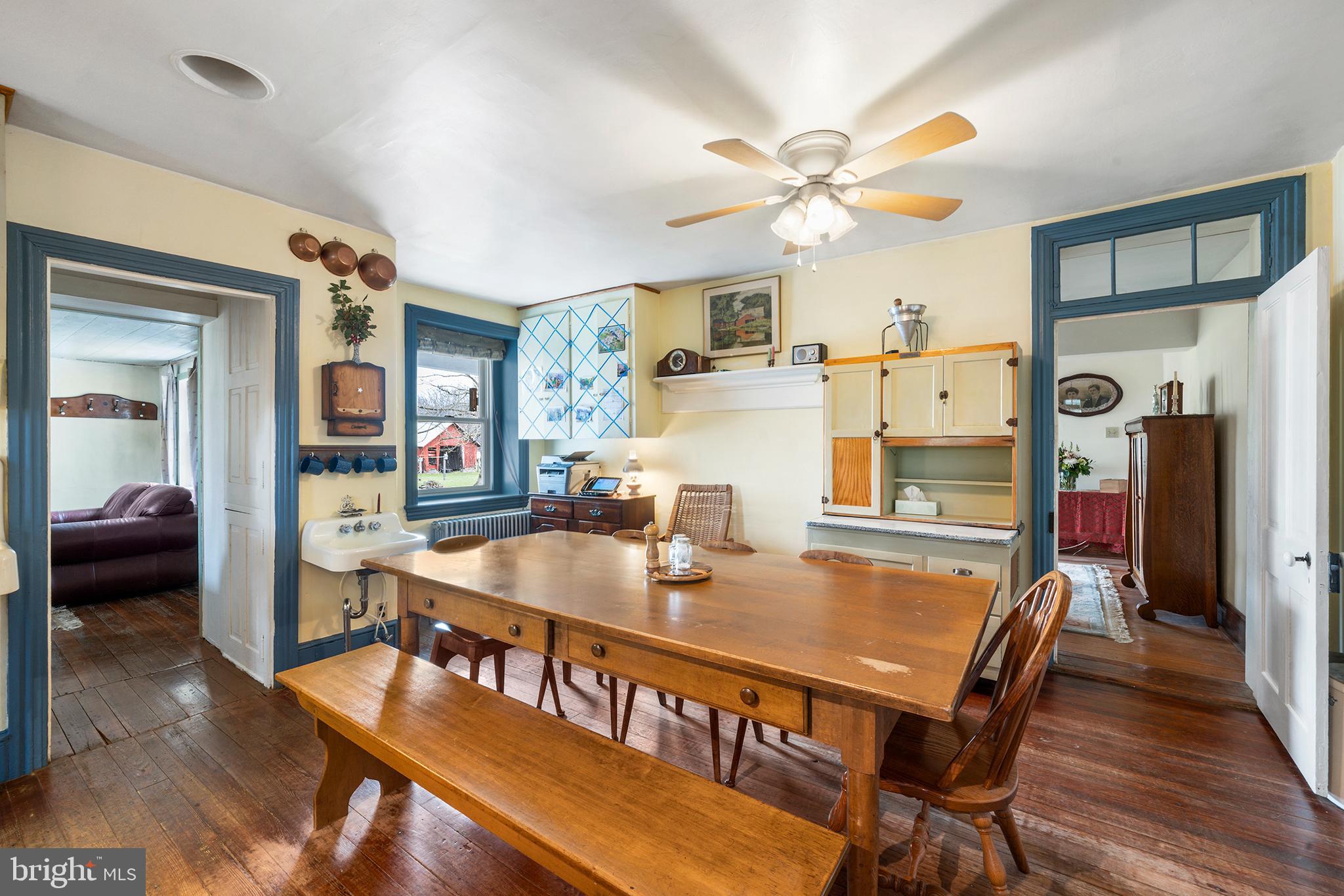 1003 Middle Road Perkasie, PA 18944 - Photo 7 of 43 Kitchen