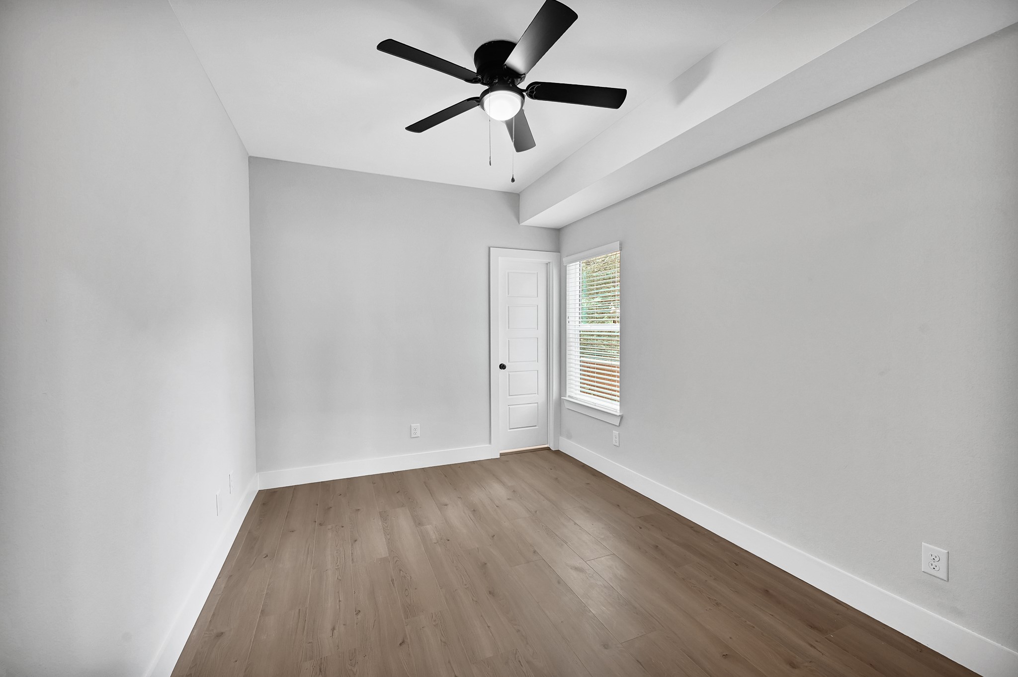 3312 Bacchus Street, Unit A Houston, TX 77022 - Photo 14 of 23 Spacious bedroom #1.