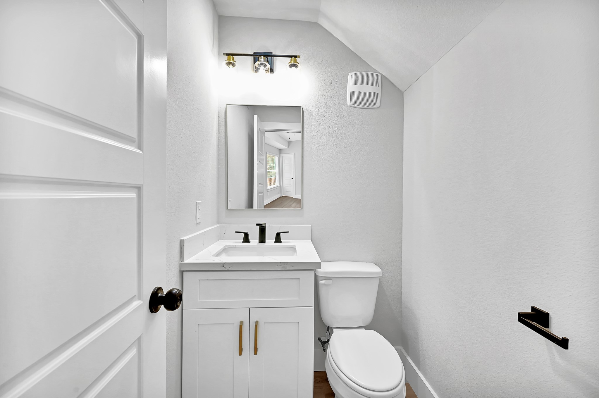 3312 Bacchus Street, Unit A Houston, TX 77022 - Photo 19 of 23 Gorgeous bathroom with standing shower #2