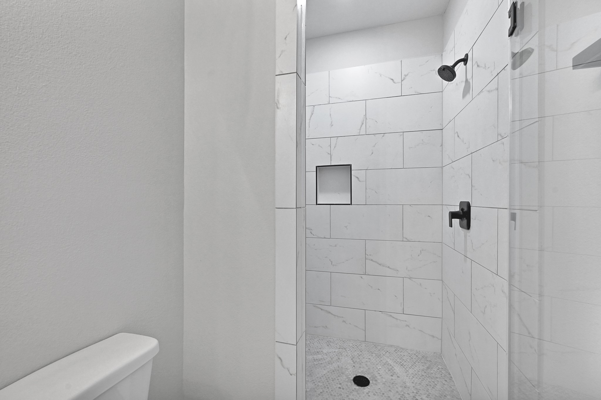 3312 Bacchus Street, Unit A Houston, TX 77022 - Photo 20 of 23 Gorgeous bathroom with standing shower #2