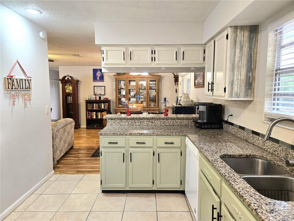 37 Oak Loop Ocala, FL 34472 - Photo 10 of 23