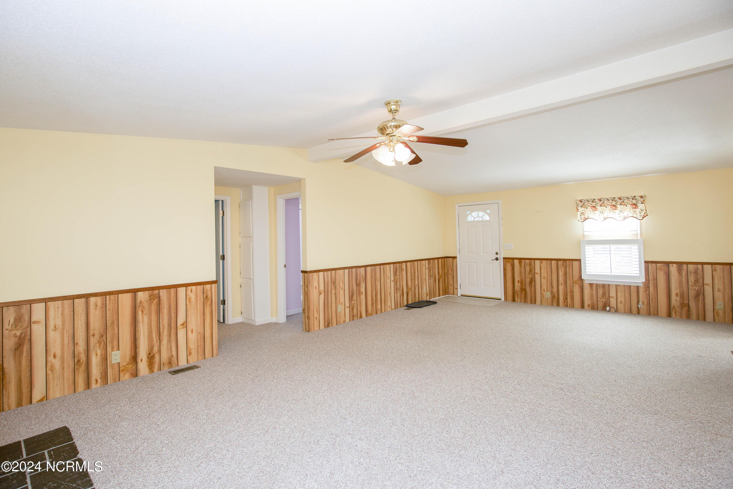 1322 Linden Road Aberdeen, NC 28315 - Photo 7 of 46 1322 Linden Rd-17