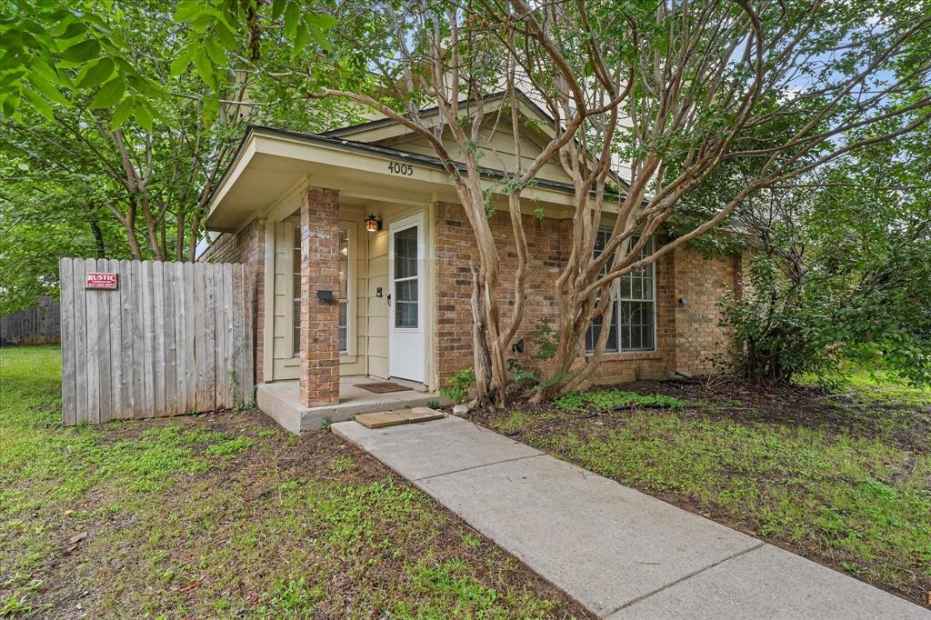 4005 Ridgebrook Drive Arlington, TX 76015 - Photo 2 of 18