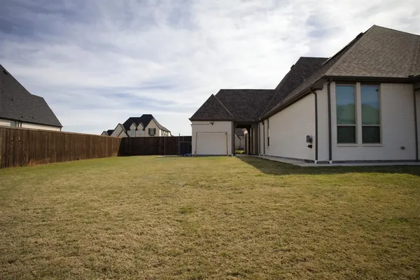 $3,200 | 2812 Fawnwood Court, Sherman, TX 75092
