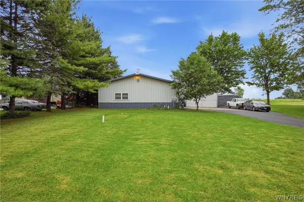 $429,900 | 5596 Genesee Street, Lancaster, NY 14086