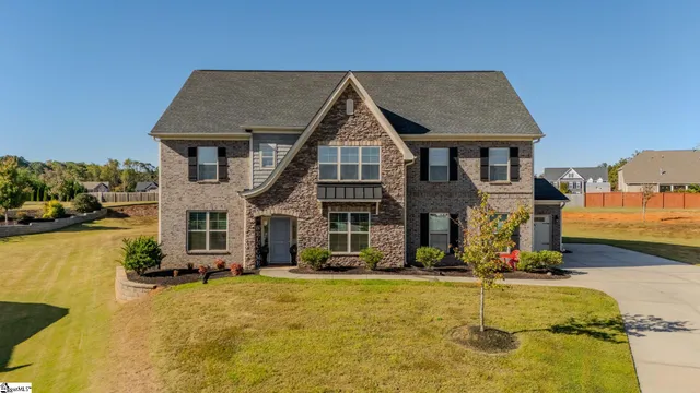 $839,500 | 609 Crossmont Way, Simpsonville, SC 29681