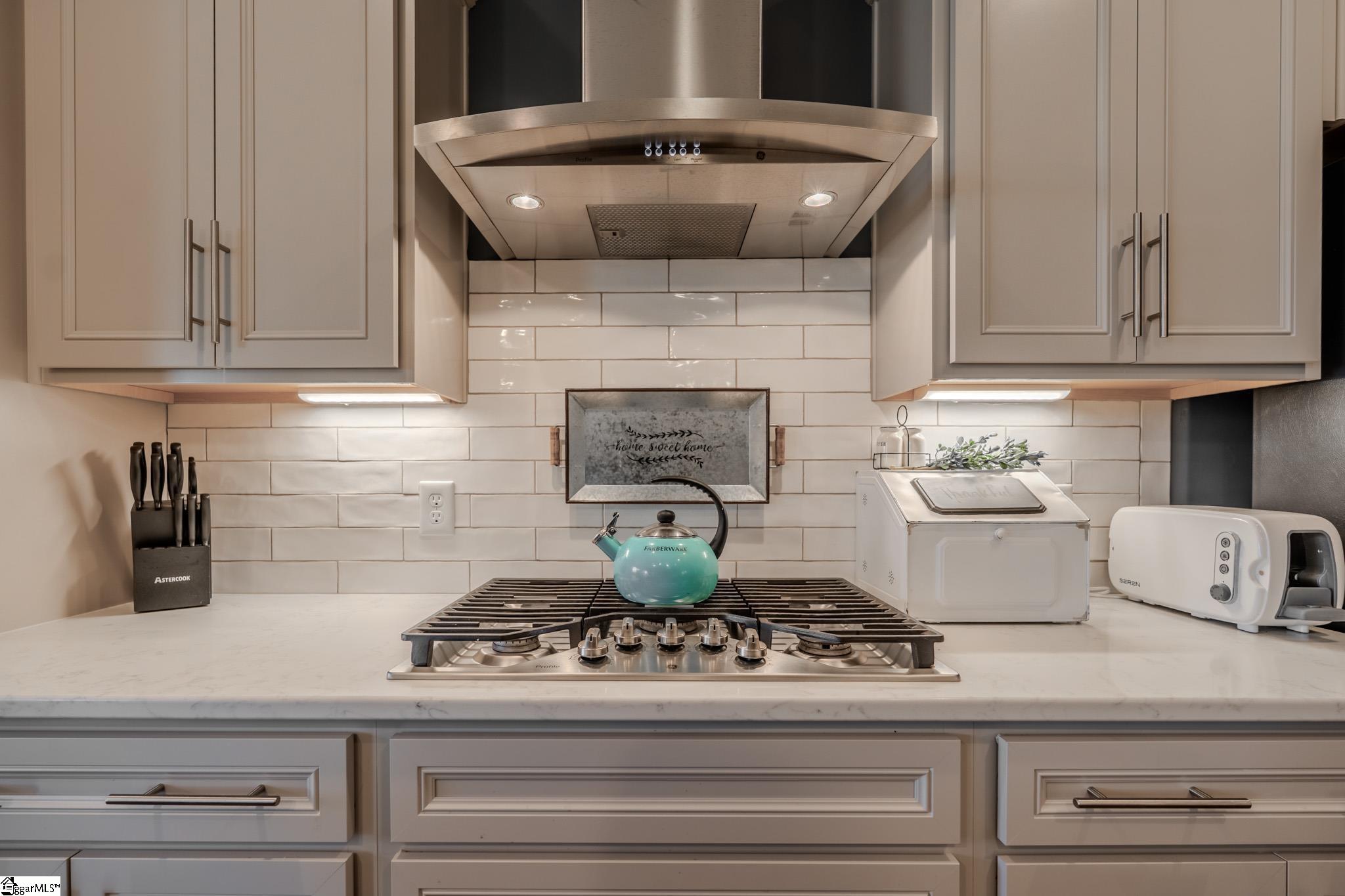 609 Crossmont Way Simpsonville, SC 29681 - Photo 6 of 49