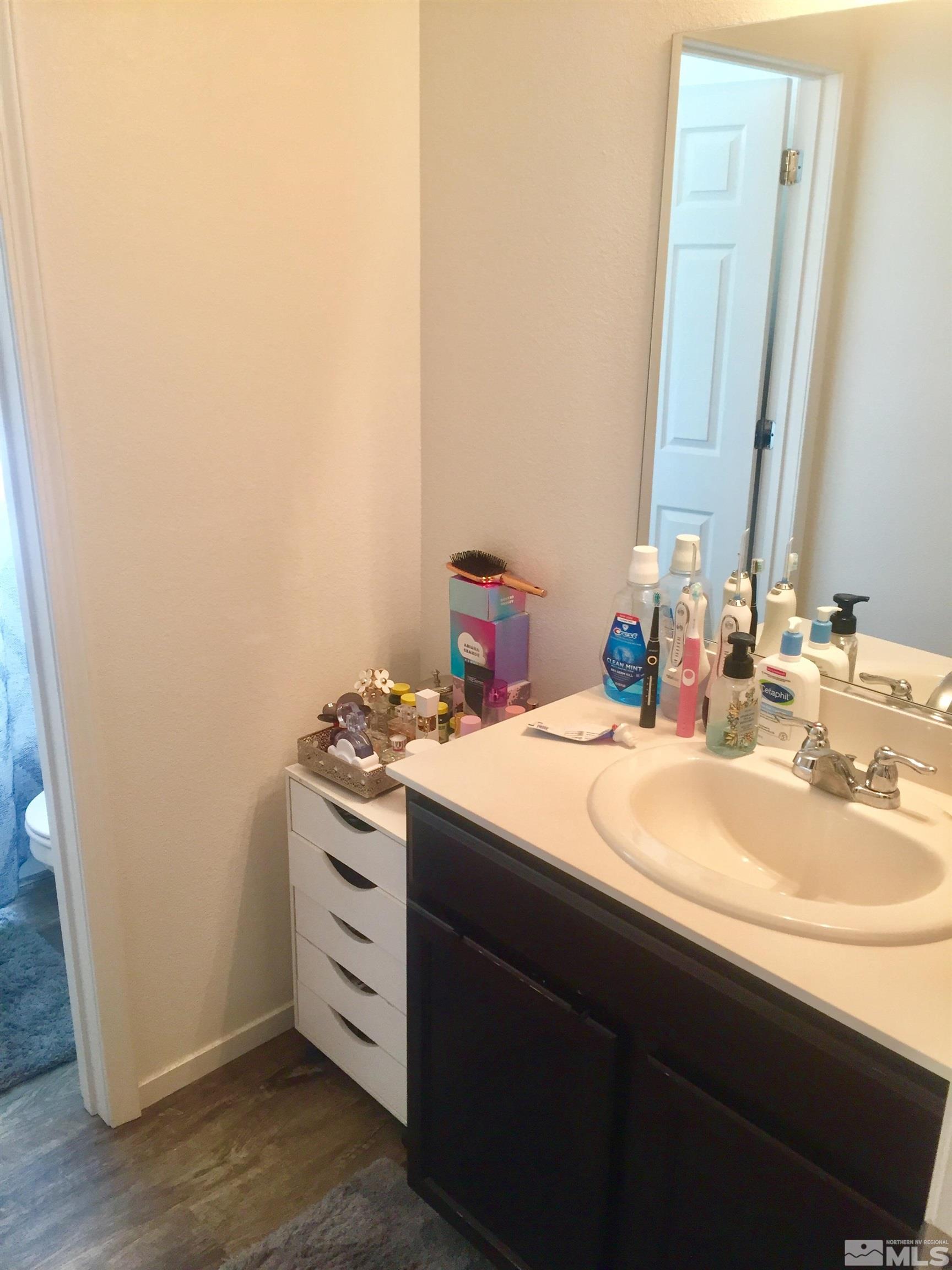 9602 Windjammer Way Reno, NV 89506 - Photo 23 of 27 Photo 23