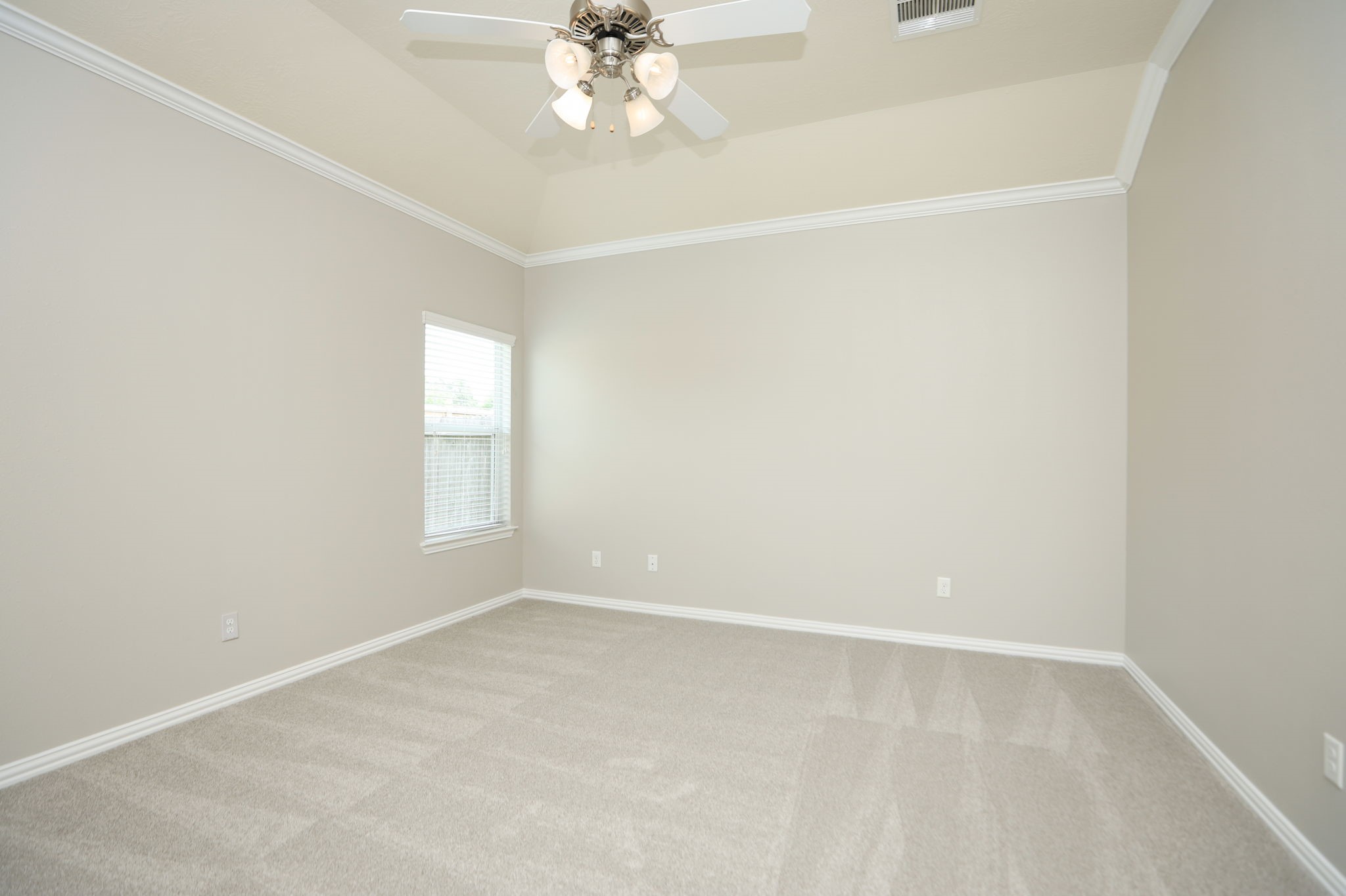 8122 Rudy Brook Way Spring, TX 77379 - Photo 19 of 41