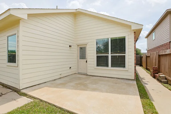 $298,900 | 8122 Rudy Brook Way, Spring, TX 77379