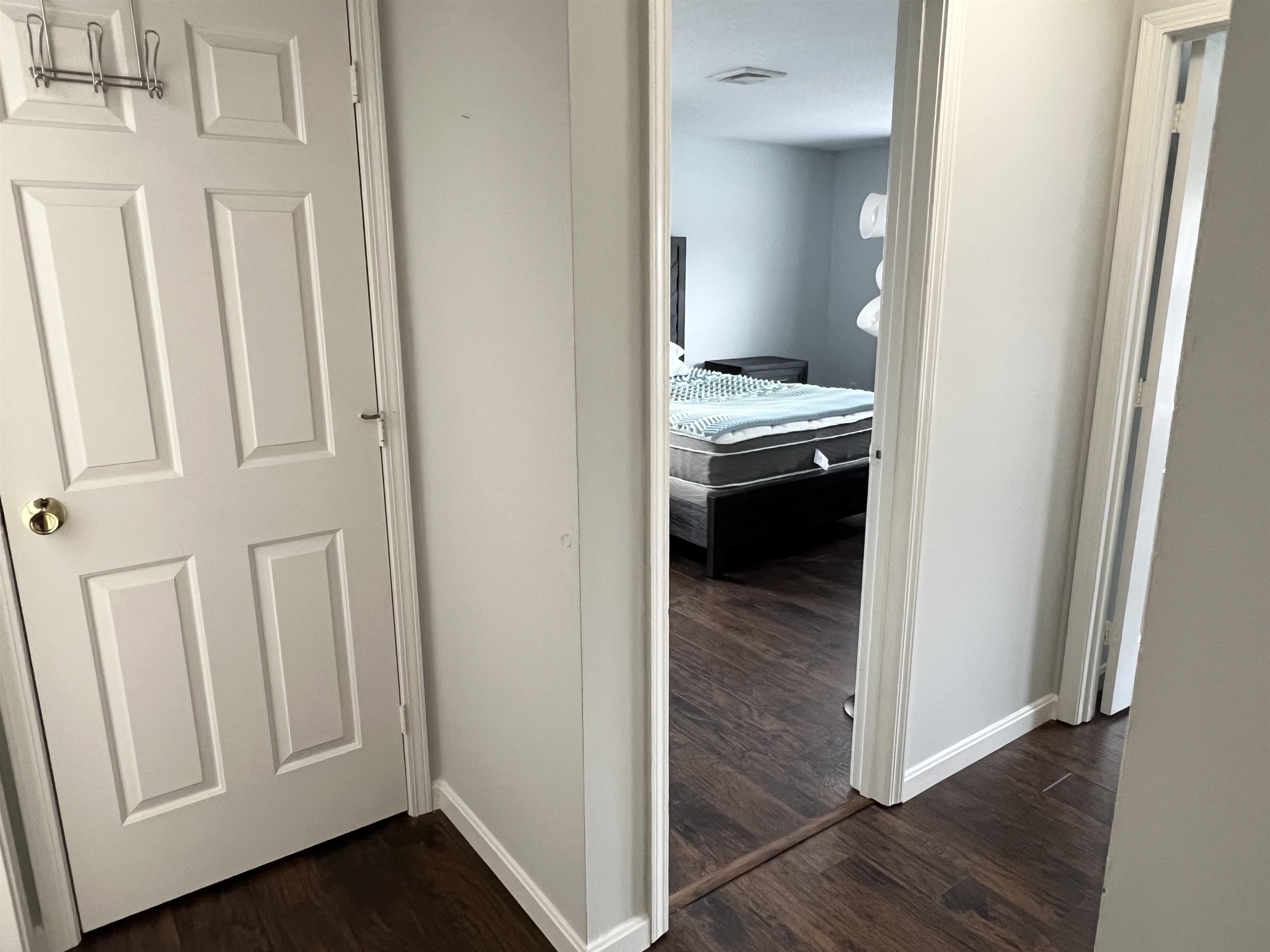 690 South Porter Street, Unit 28 Manchester, NH 03103 - Photo 14 of 33