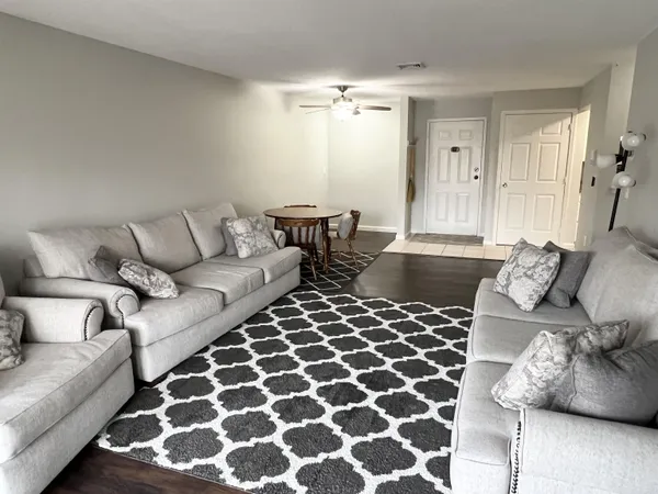 $2,600 | 690 South Porter Street, Unit 28, Manchester, NH 03103