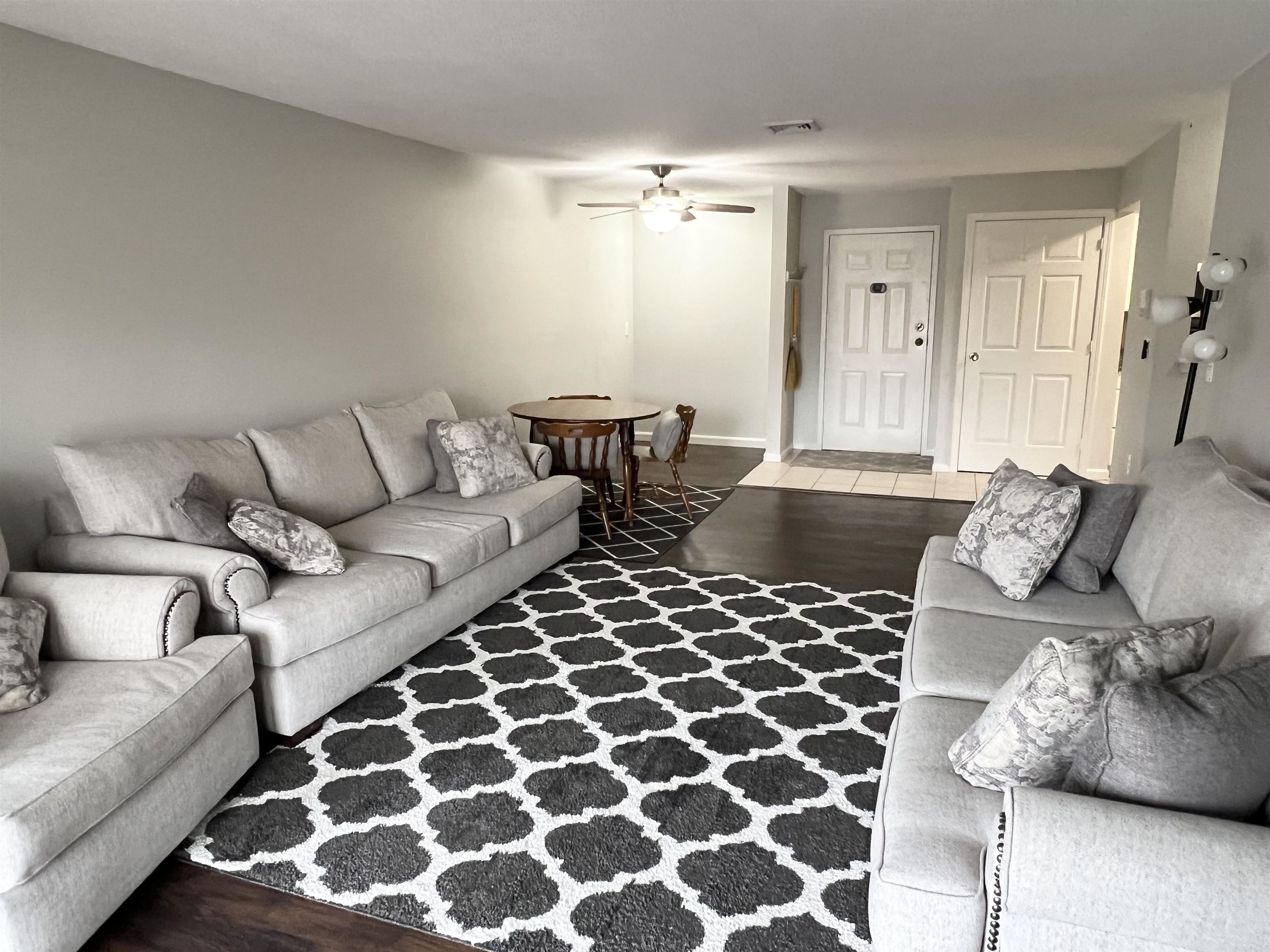 690 South Porter Street, Unit 28 Manchester, NH 03103 - Photo 9 of 33
