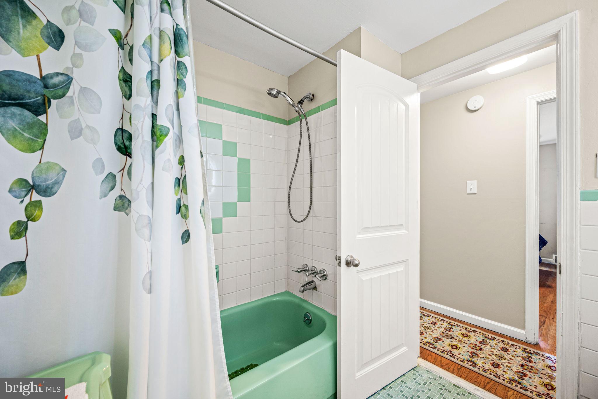 309 Saybrook Road Villanova, PA 19085 - Photo 30 of 47 a bathroom with a shower