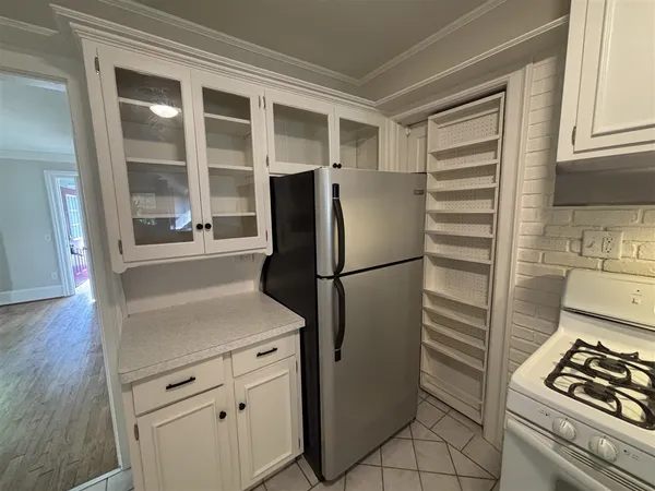 $1,250 | 233 Monroe Street, Unit : A, Brooklyn, MI 49230