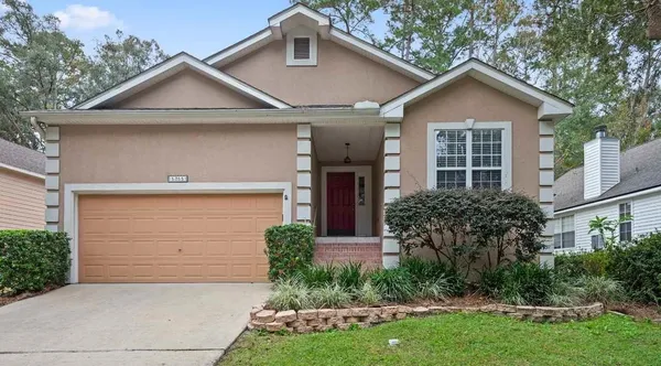 $2,400 | 5355 St Ives Lane, Tallahassee, FL 32309