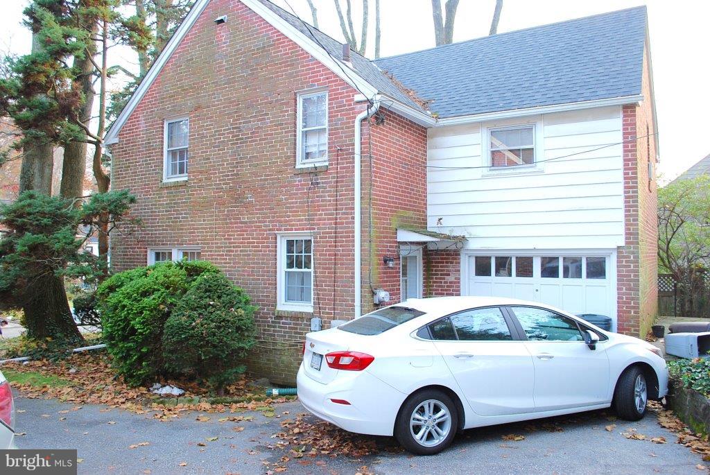1004 Carroll Road Wynnewood, PA 19096 - Photo 4 of 15