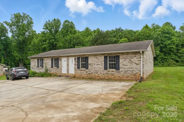 $850,000 | 4681-4709 Grassy Creek Road, Denver, NC 28037