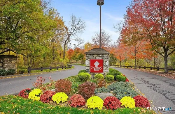 $514,900 | 1805 Cypress Drive, Unit 1805, Danbury, CT 06811