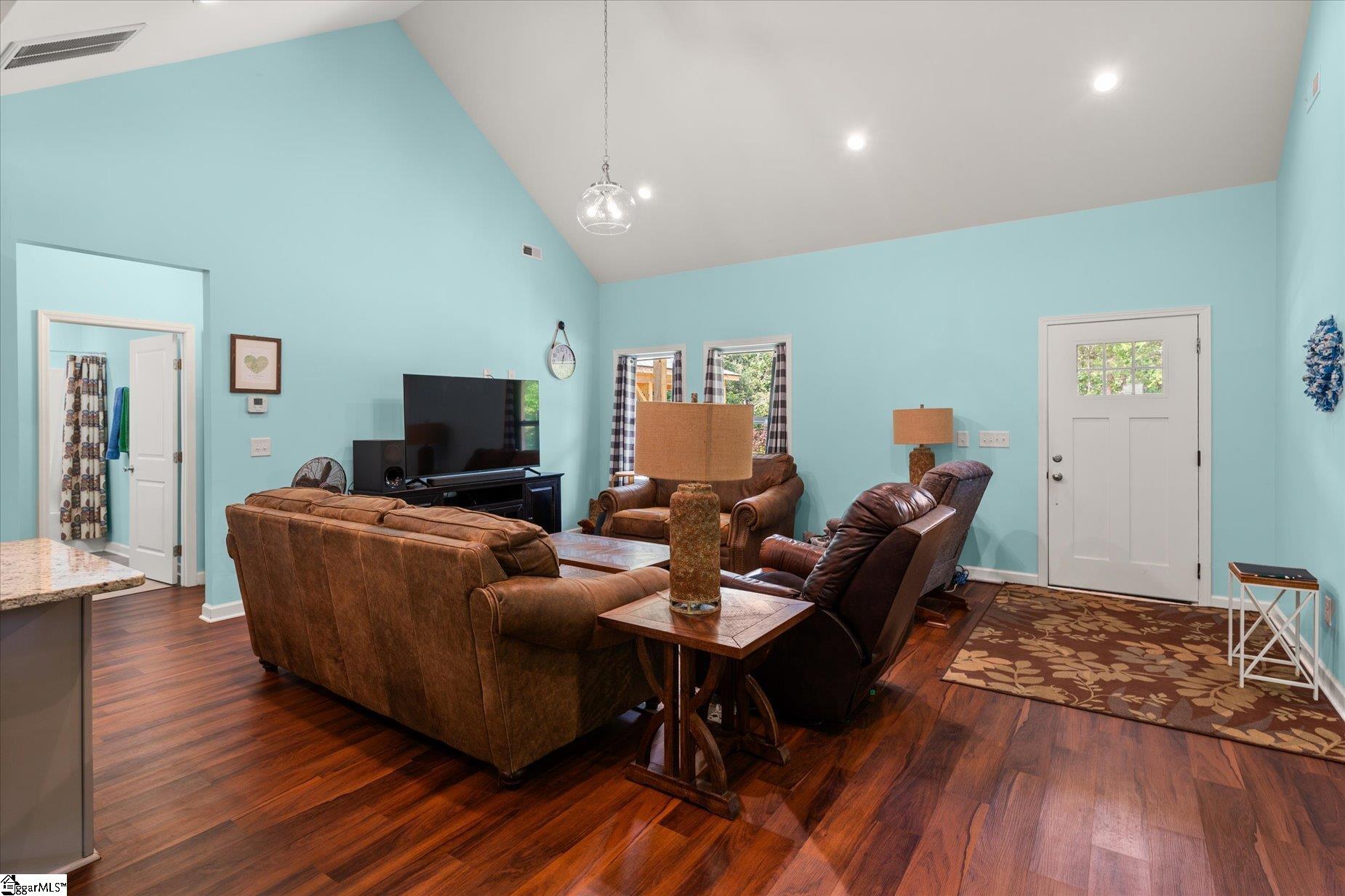 67 Sawblade Ridge Marietta, SC 29661 - Photo 4 of 33
