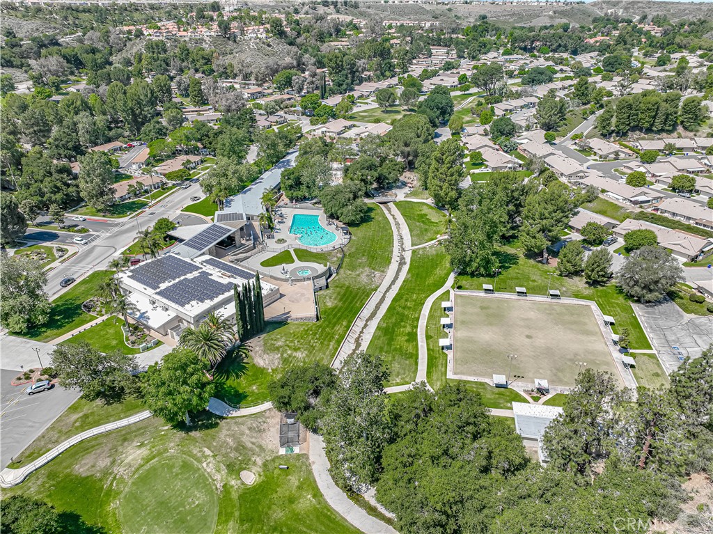 26478 Fairway Circle Newhall, CA 91321 - Photo 44 of 60 an aerial view of a
