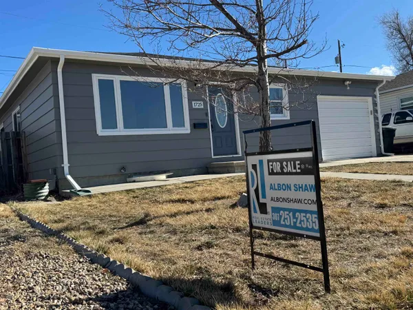 $285,000 | 1725 Lennox Avenue, Casper, WY 82601