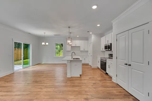 $569,990 | 5306 Seewee Road, Awendaw, SC 29429