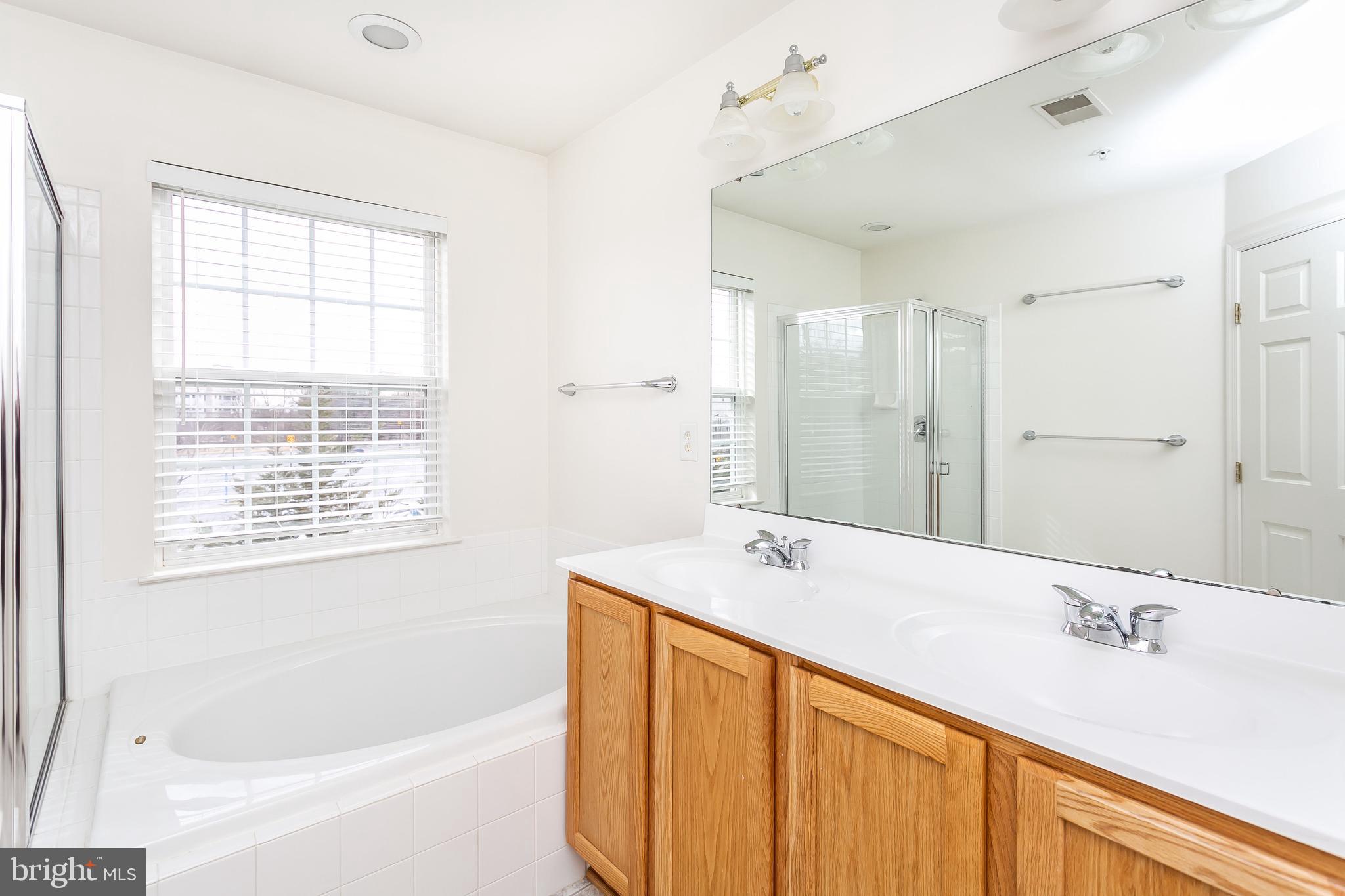 7621 Fairbrook Road Baltimore, MD 21244 - Photo 14 of 30 Gallery Image 14