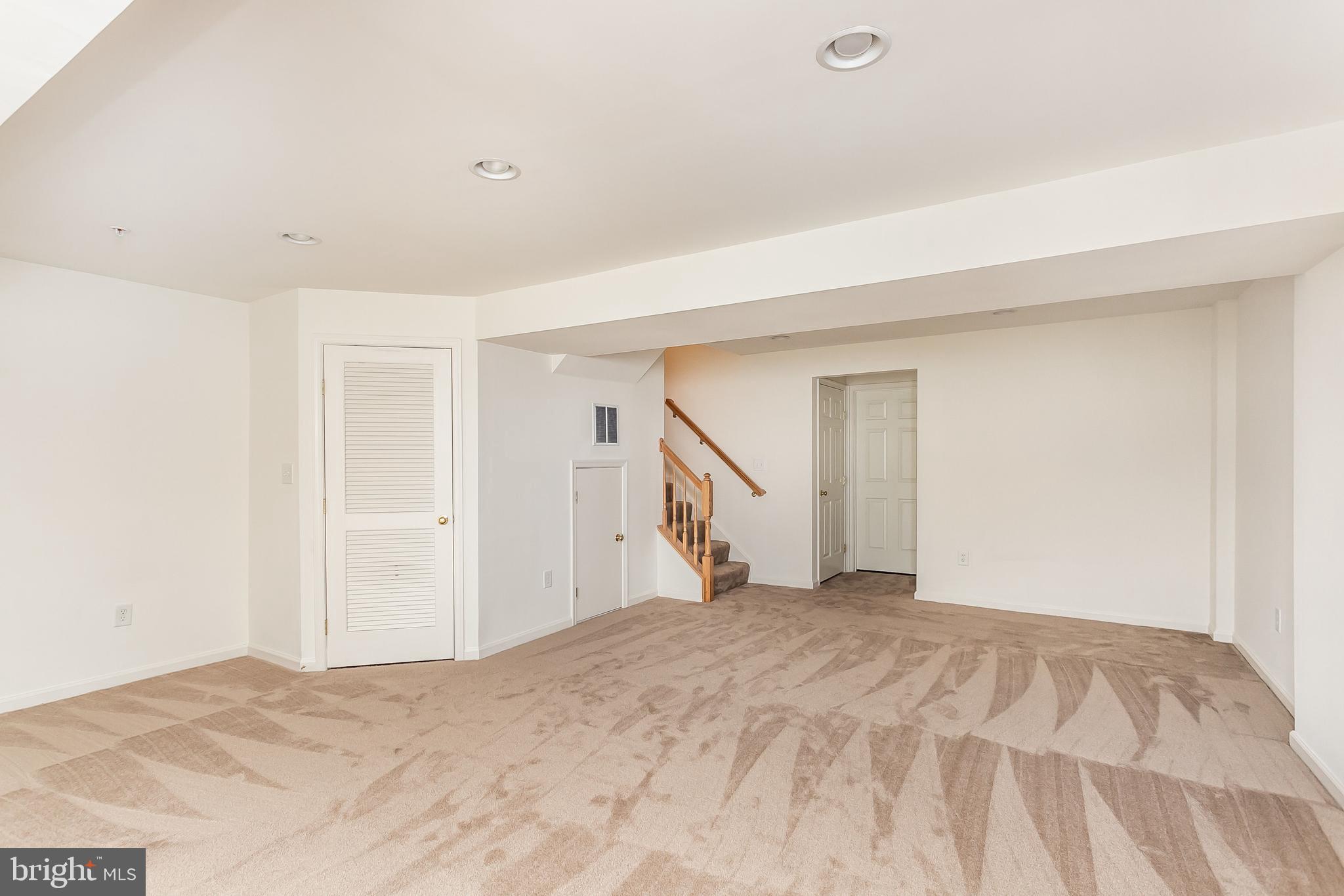 7621 Fairbrook Road Baltimore, MD 21244 - Photo 26 of 30 Gallery Image 26