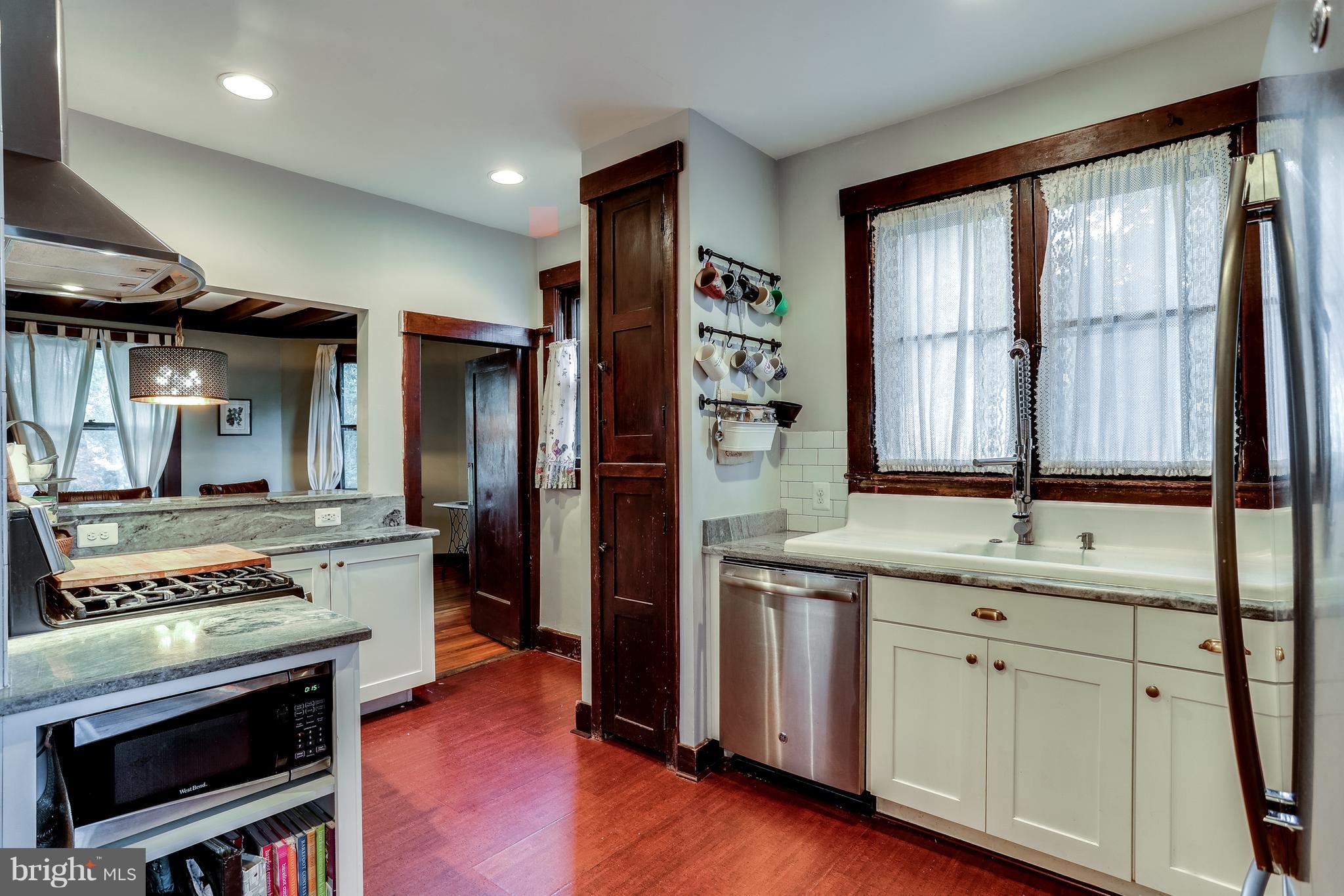 2900 Rueckert Avenue Baltimore, MD 21214 - Photo 17 of 32 Kitchen
