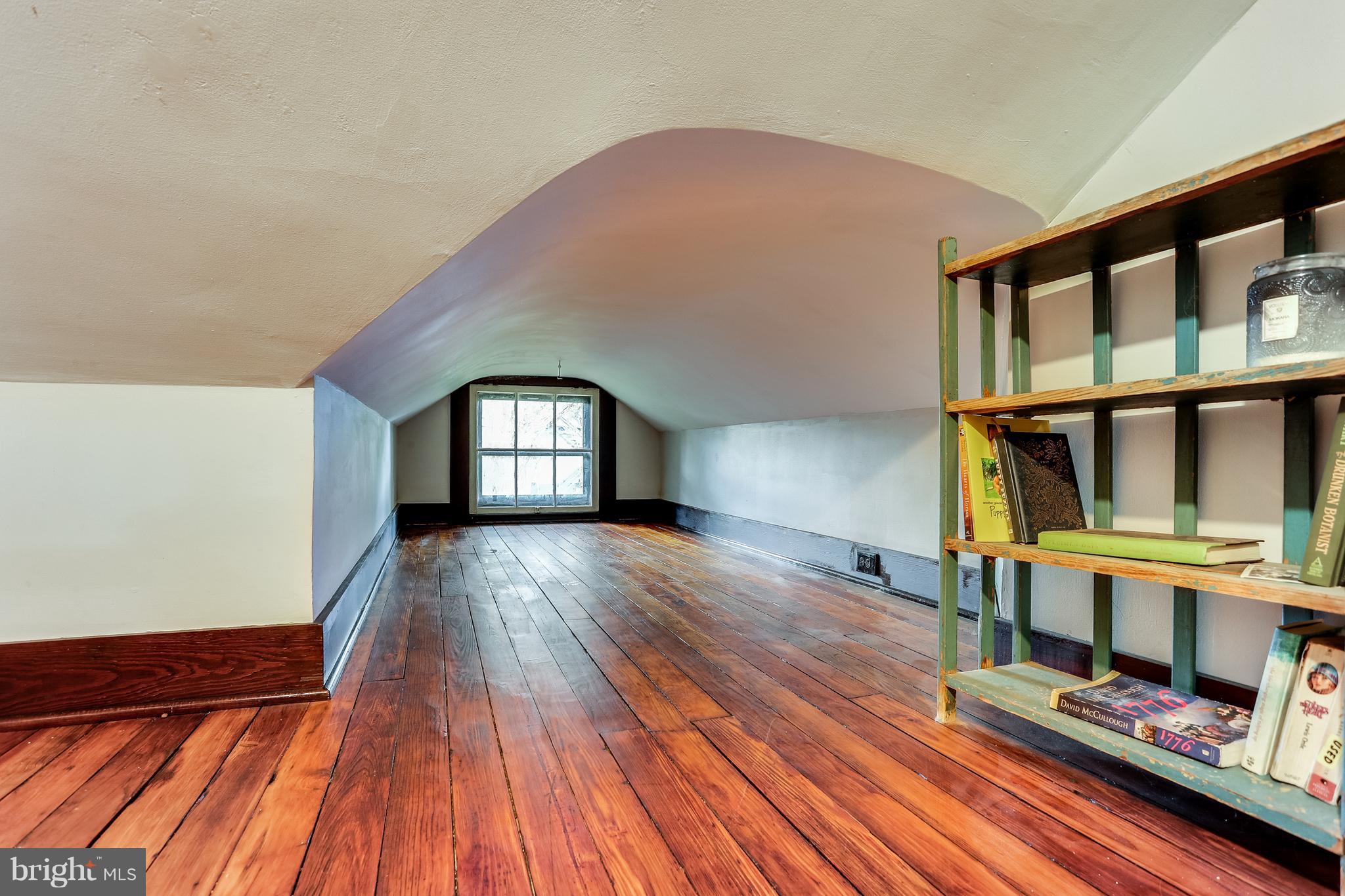 2900 Rueckert Avenue Baltimore, MD 21214 - Photo 26 of 32 Bonus Area (Upper Level)