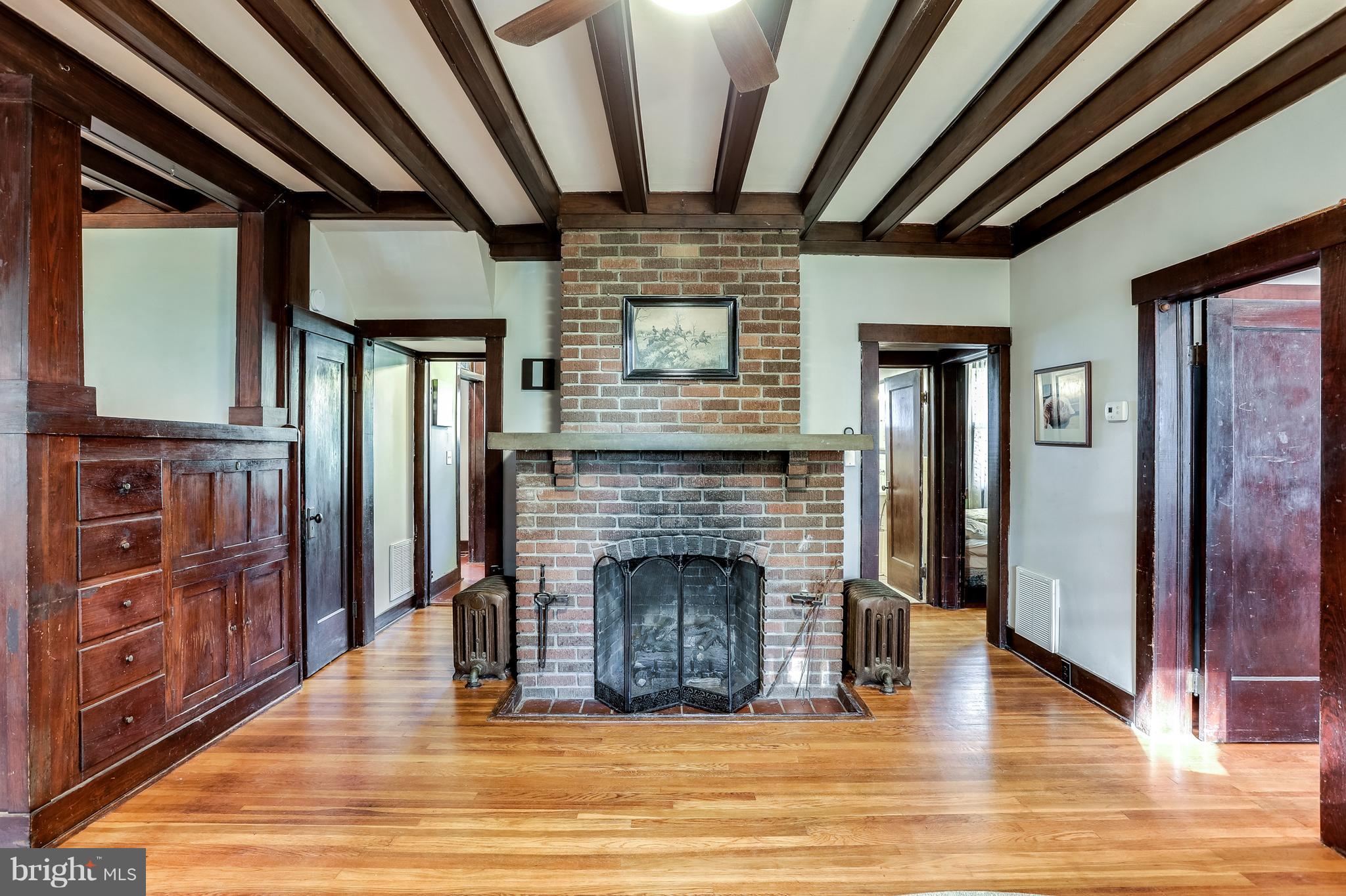 2900 Rueckert Avenue Baltimore, MD 21214 - Photo 9 of 32 Living Room w/ Fireplace