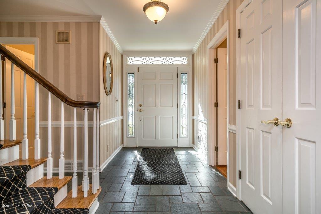 302 South Chadwick Road Louisville, KY 40222 - Photo 13 of 62 302 S Chadwick Rd-17
