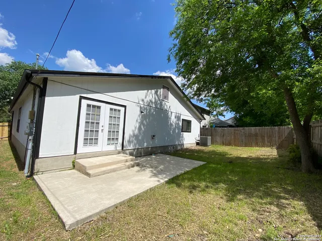 $1,500 | 4514 Stradford Place, San Antonio, TX 78217