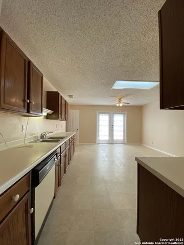 $1,500 | 4514 Stradford Place, San Antonio, TX 78217