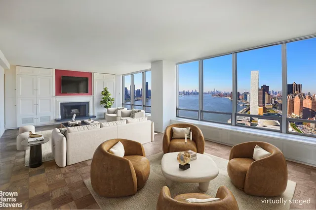 $2,350,000 | 870 United Nations Plaza, Unit 31/32F | Midtown East