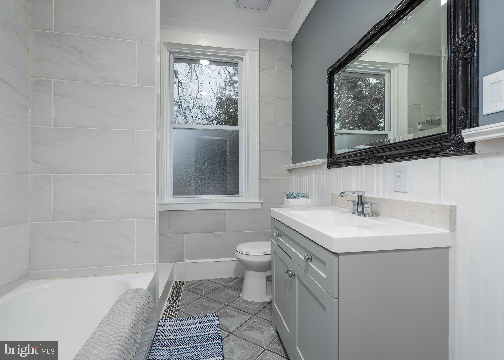 4200 Carleview Road Baltimore, MD 21207 - Photo 17 of 28 2nd Floor - Shared Bath
