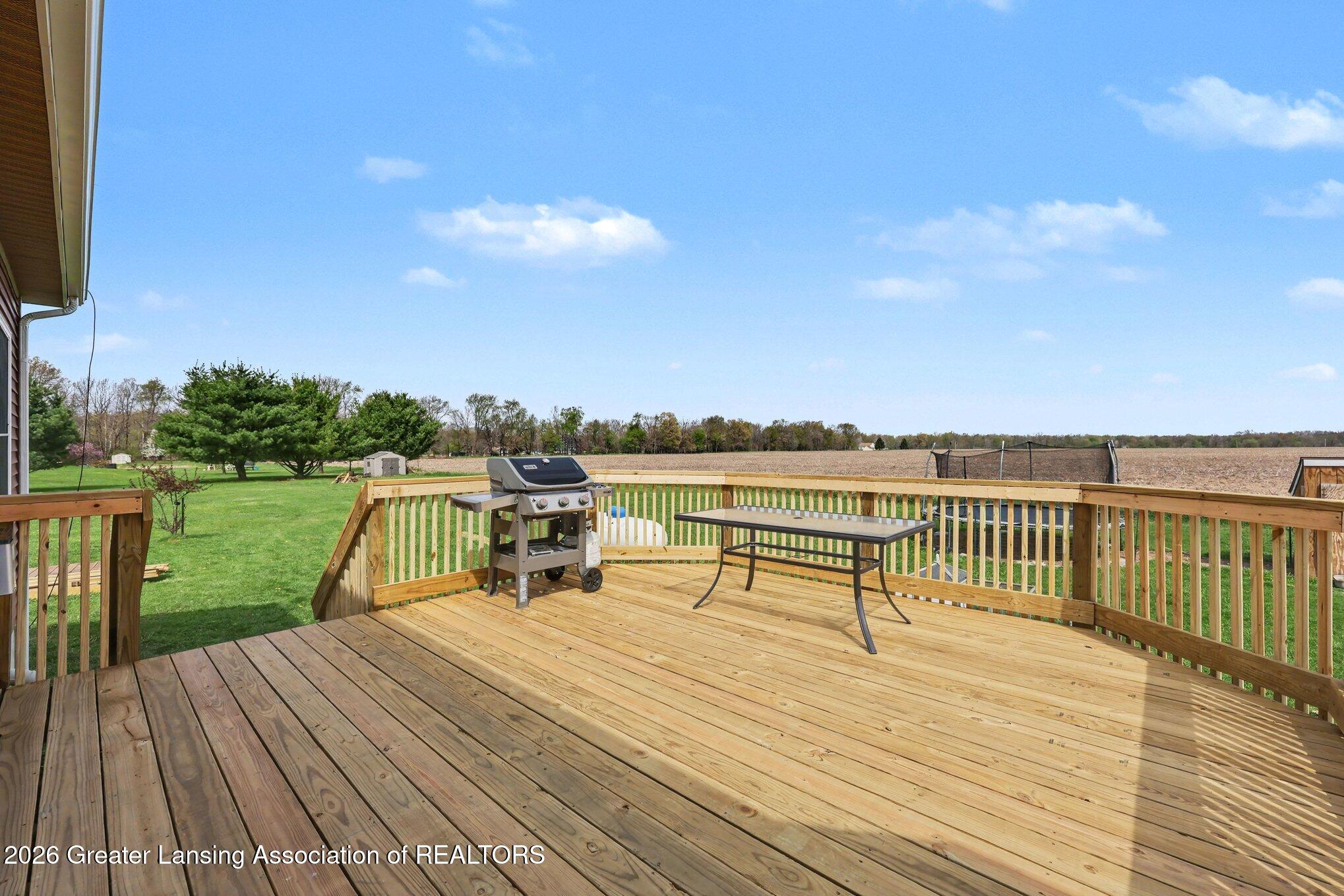 3931 Weatherby Road Stockbridge, MI 49285 - Photo 21 of 26 Patio