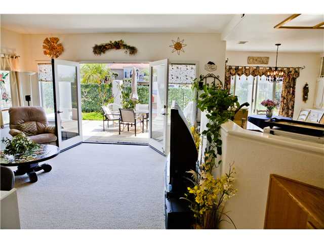 4734 Sunburst Road Carlsbad, CA 92008 - Photo 7 of 20 Gallery Image 7