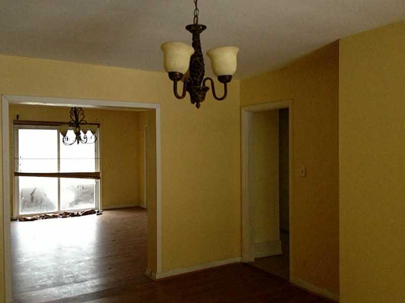 1031 Evergreen Road Millvale, PA 15209 - Photo 15 of 20 Dining Room.