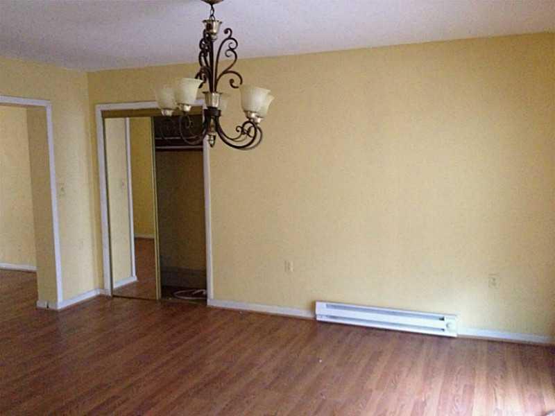 1031 Evergreen Road Millvale, PA 15209 - Photo 19 of 20 Dining Room.