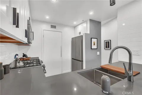 $1,175,000 | 128 Villa Point Drive, Newport Beach, CA 92660