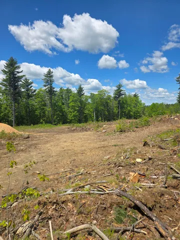 $969,900 | 15 Hot Hole Pond Road, Concord, NH 03301