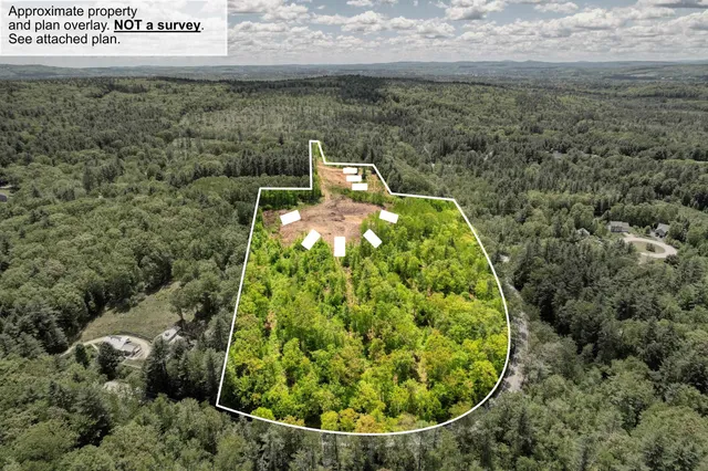 $969,900 | 15 Hot Hole Pond Road, Concord, NH 03301