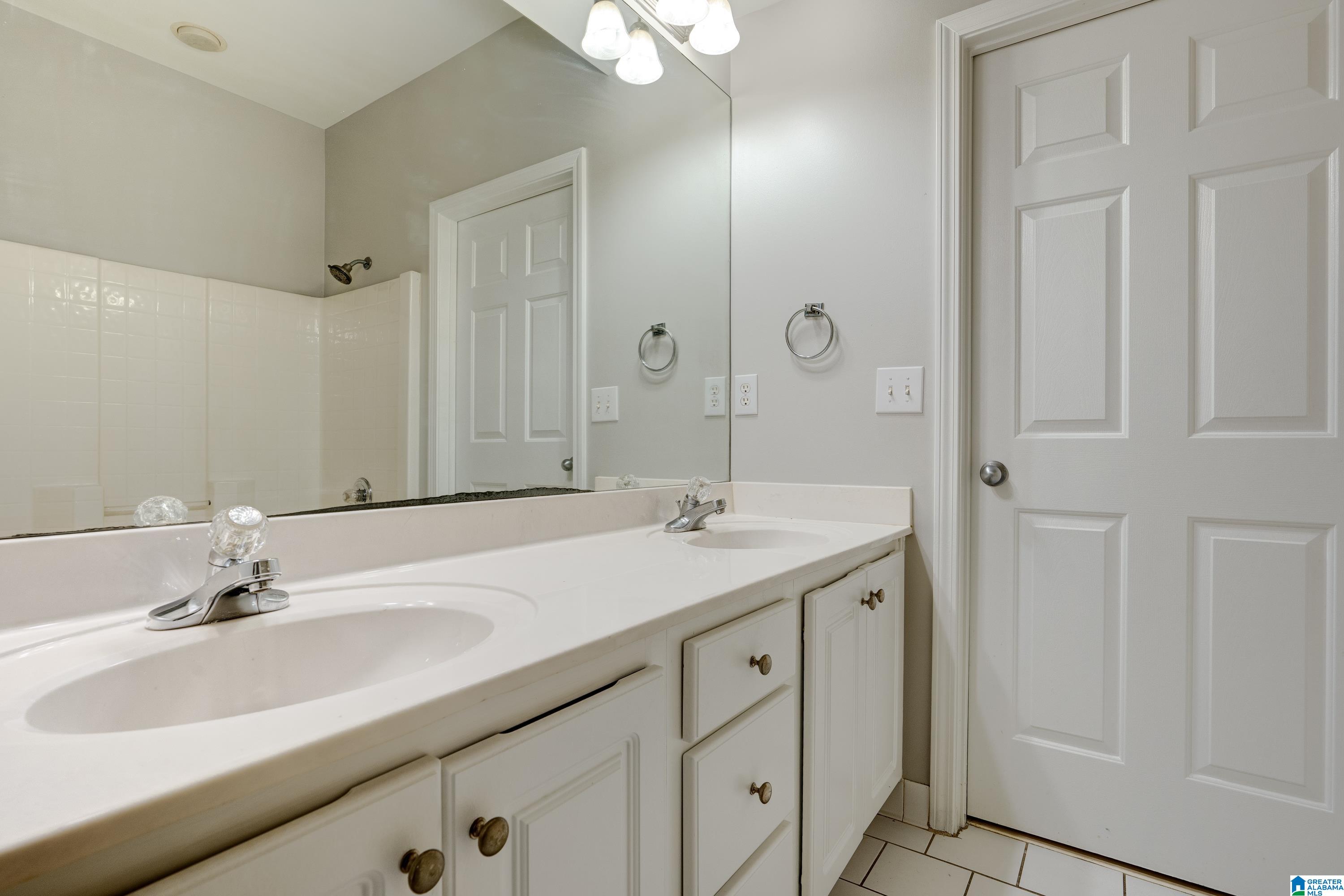 131 Reach Way Birmingham, AL 35242 - Photo 17 of 34